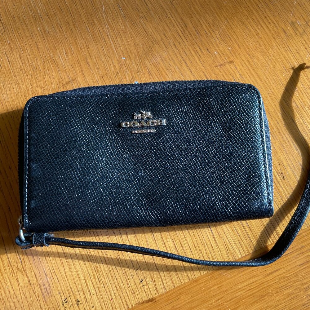 Coach Black Leather Zip Wristlet Wallet - Picture 3 of 11
